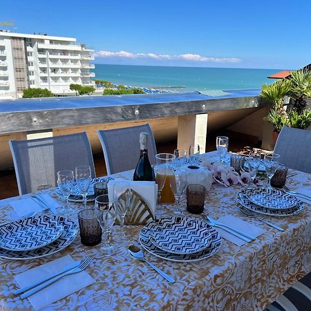 Blue Moon Penthouse Apartment Лидо ди Йезоло Екстериор снимка