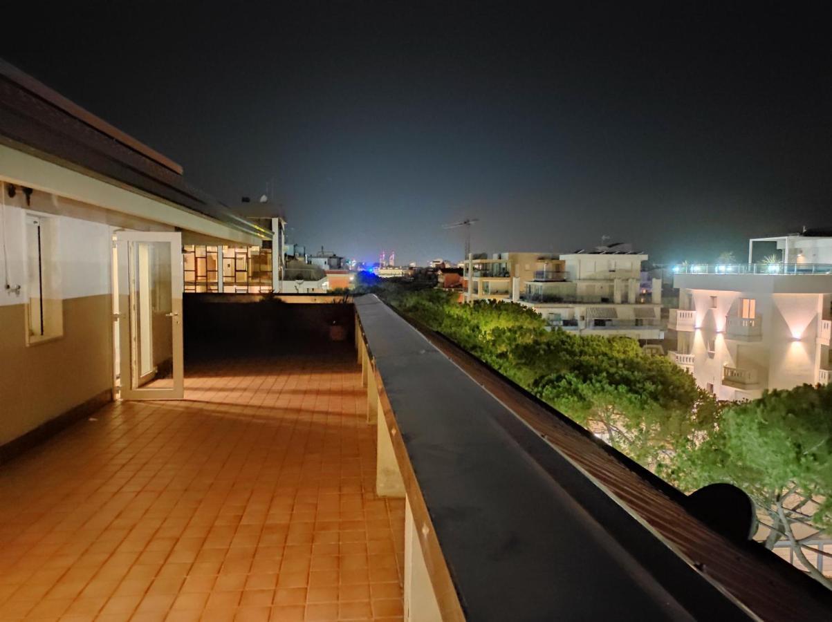 Blue Moon Penthouse Apartment Лидо ди Йезоло Екстериор снимка